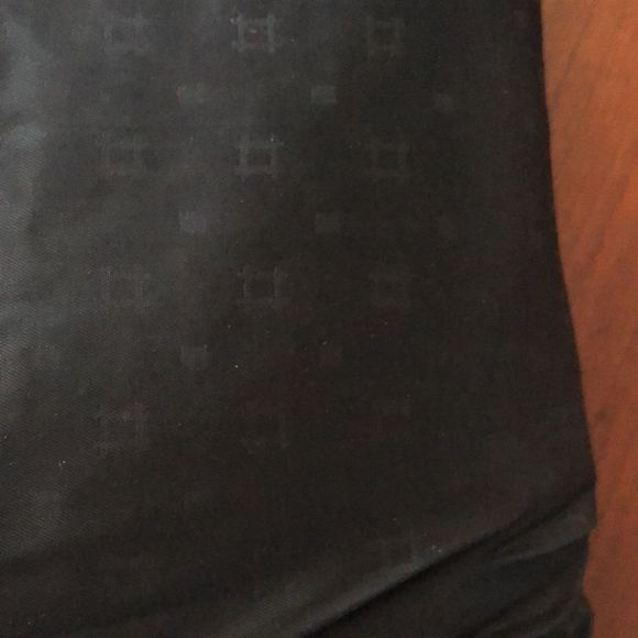 Vintage needlepoint/tapestry black with pink flowers carpet bag - Picture 6 of 10